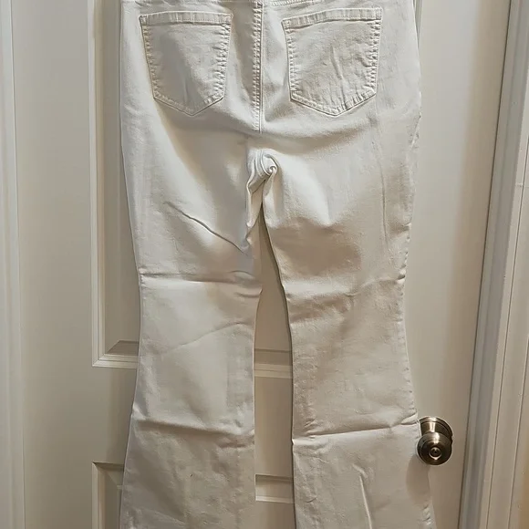 NYDJ Women's White Flare Jeans - Picture 4 of 7